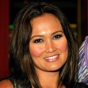 tia-carrere-7