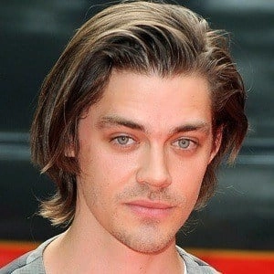 tom-payne-7