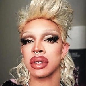 yvie-oddly-1