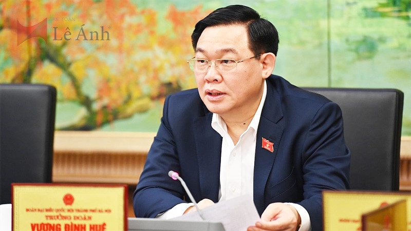 Chủ tịch Quốc hội Vương Đình Huệ đã ký ban hành Nghị quyết số 406/NQ-UBTVQH15 