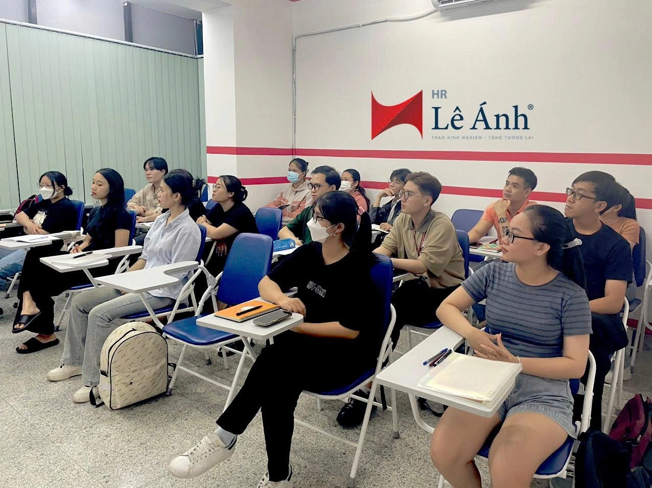 Khóa Học Hành Chính Nhân Sự Tại Phường Cầu Giấy