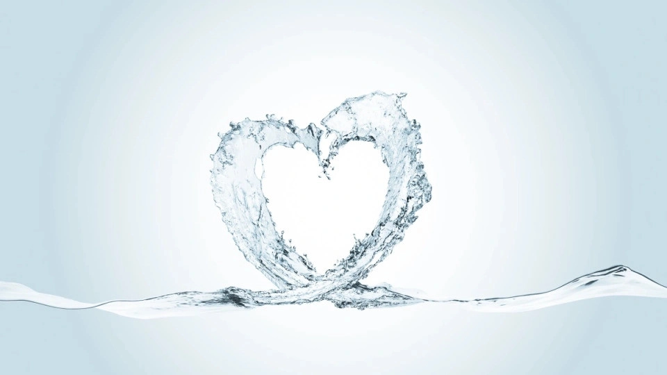 Water protects your heart