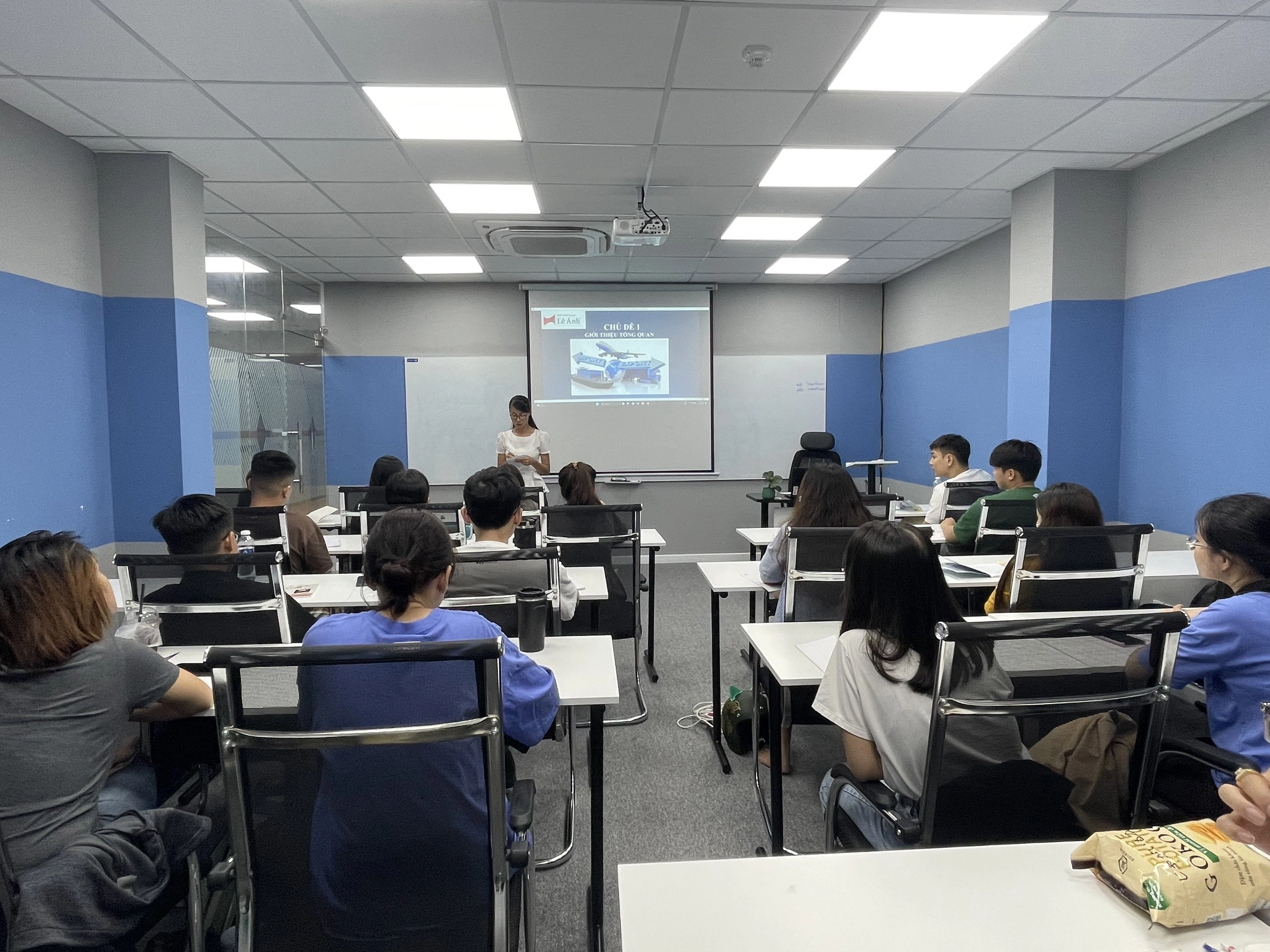 Khóa Học Xuất Nhập Khẩu Logistics Tại Khánh Hòa